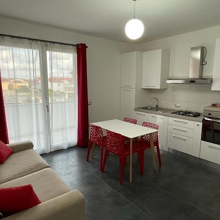 Casa Vacanza Colors Porto Torres Buitenkant foto